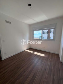 Image 39 - 1007131