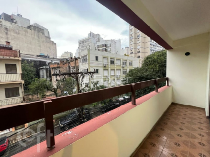 Image 4 - 1007196