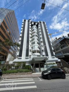 Image 2 - 1007199