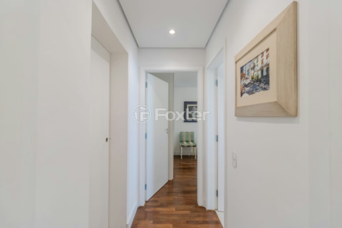 Image 32 - 1007226