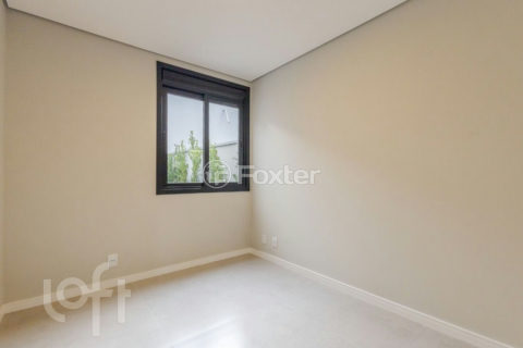 Image 21 - 1007279