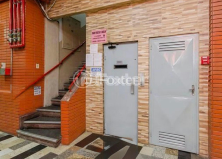 Image 4 - 1007313