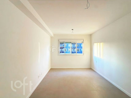 Image 3 - 1007337