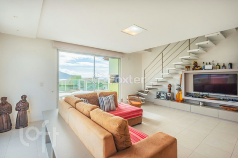 Image 3 - 1007400