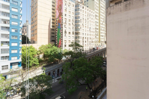 Image 11 - 1007478