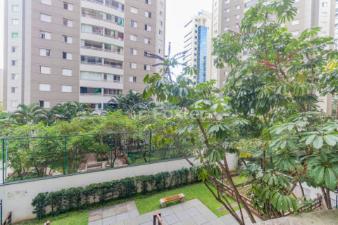 Image 6 - 1007517
