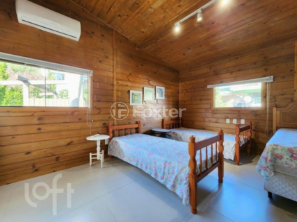 Image 4 - 1007527