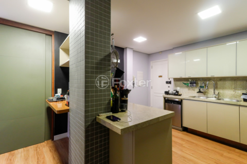 Image 30 - 1007545