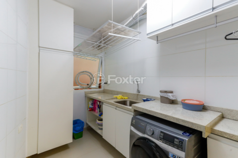 Image 35 - 1007545