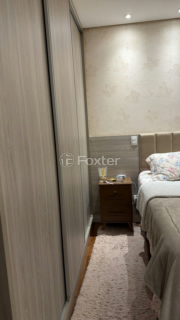 Image 8 - 1007588
