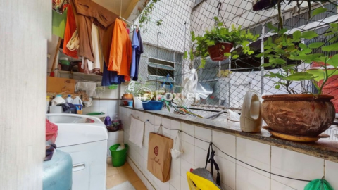 Image 3 - 1007654