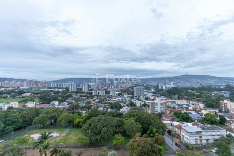 Image 18 - 1007664