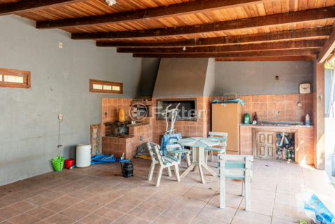 Image 20 - 1007674