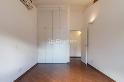 Image 31 - 1007675