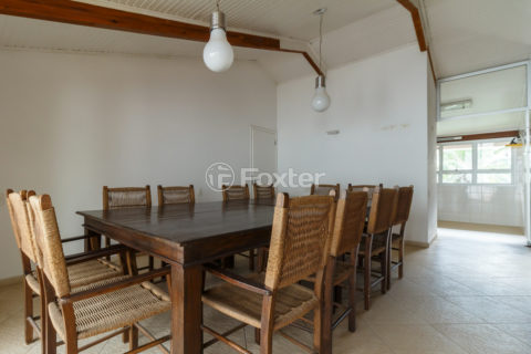 Image 33 - 1007675