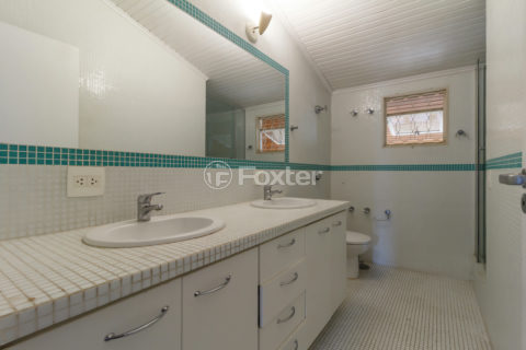 Image 30 - 1007675