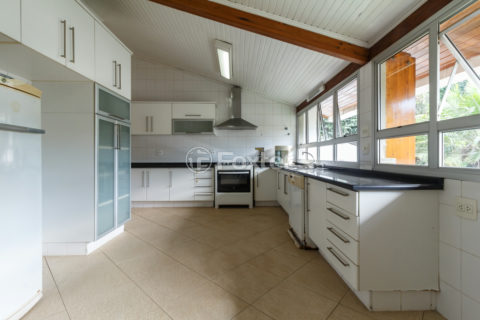 Image 38 - 1007675