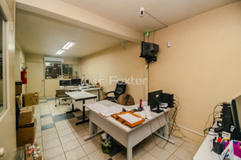 Image 19 - 1007843