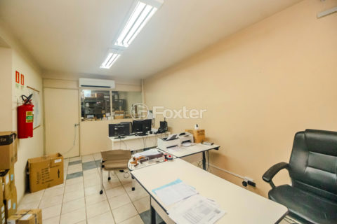 Image 21 - 1007843