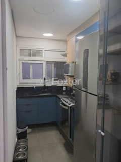 Image 15 - 1007879