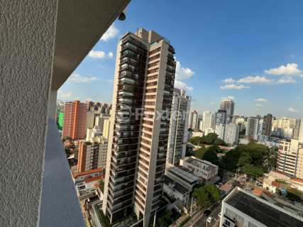Image 23 - 1007882