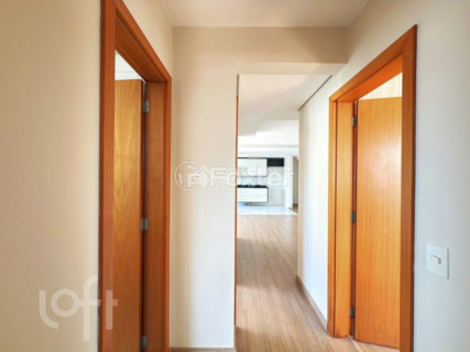 Image 31 - 1007915