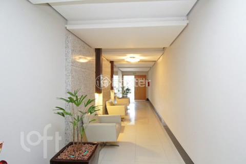 Image 36 - 1007915