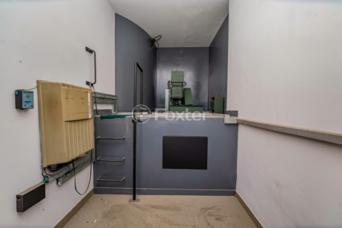 Image 36 - 1007942