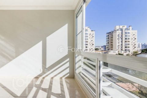 Image 36 - 1007982
