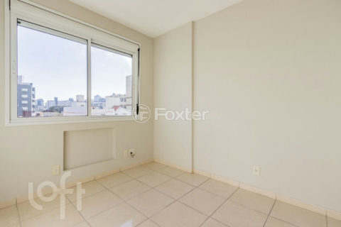 Image 42 - 1007982