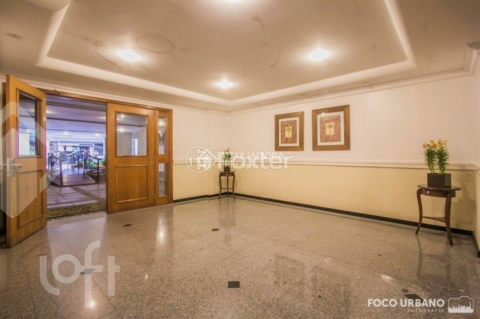 Image 30 - 1007996