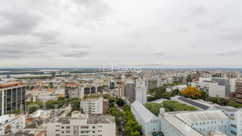 Image 35 - 1008012