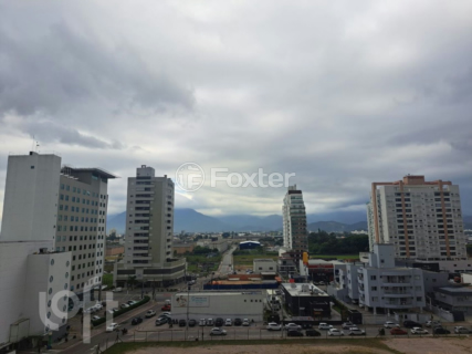 Image 7 - 1008022