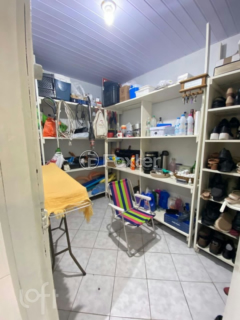 Image 17 - 1008034