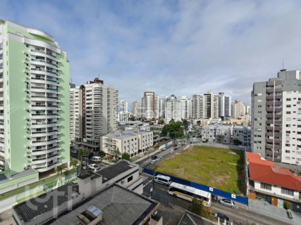Image 8 - 1008039