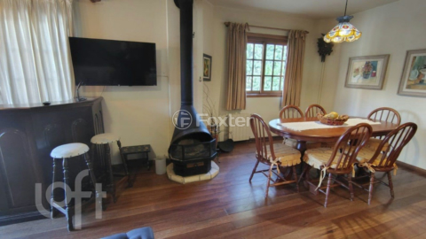 Image 2 - 1008124