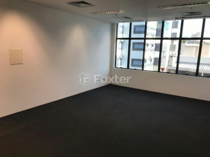 Image 2 - 1008146