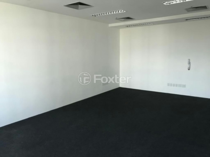 Image 6 - 1008146