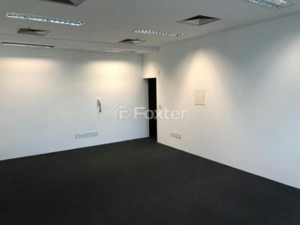 Image 5 - 1008146