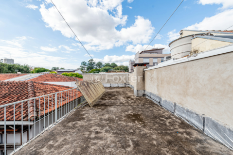 Image 37 - 1008165