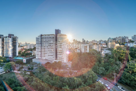Image 14 - 1008187