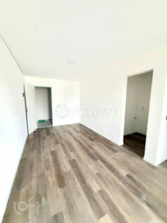 Image 3 - 1008334