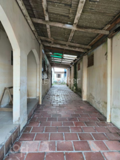 Image 11 - 1008397