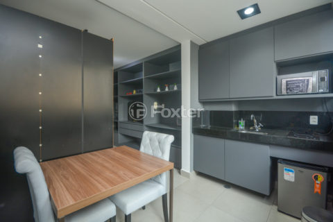 Image 7 - 1008415