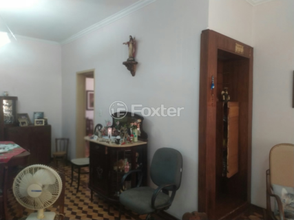 Image 4 - 1008446