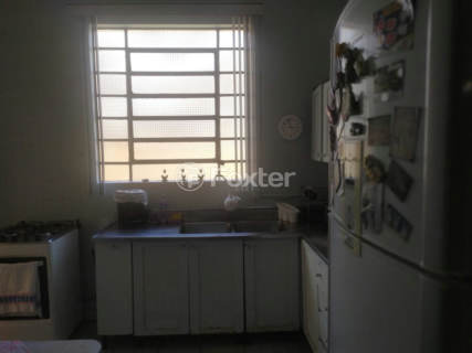 Image 9 - 1008446