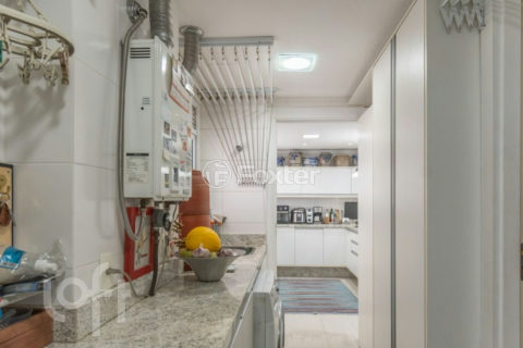 Image 30 - 1008936