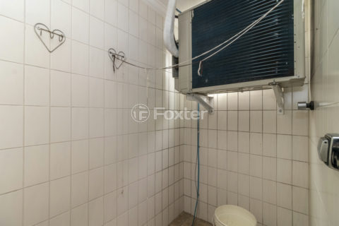 Image 37 - 1008983