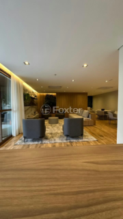 Image 31 - 1009077