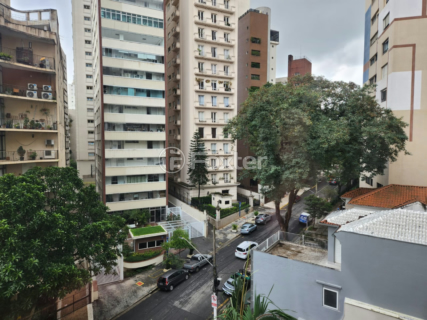 Image 6 - 1009146